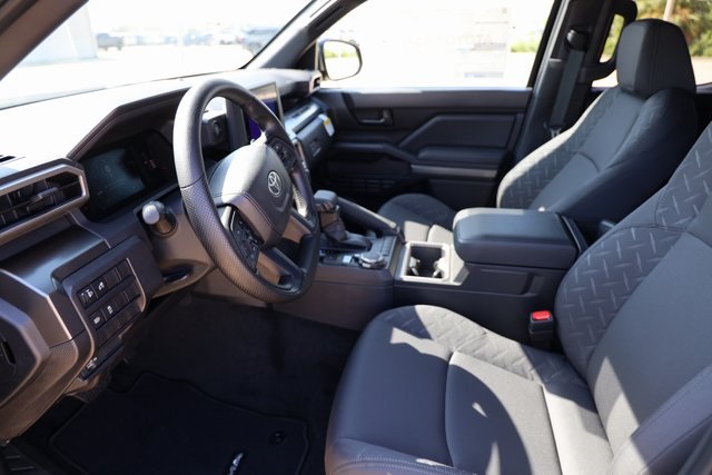 2025 Toyota Tacoma SR5 - 9