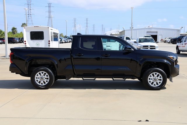2025 Toyota Tacoma SR5 - 3