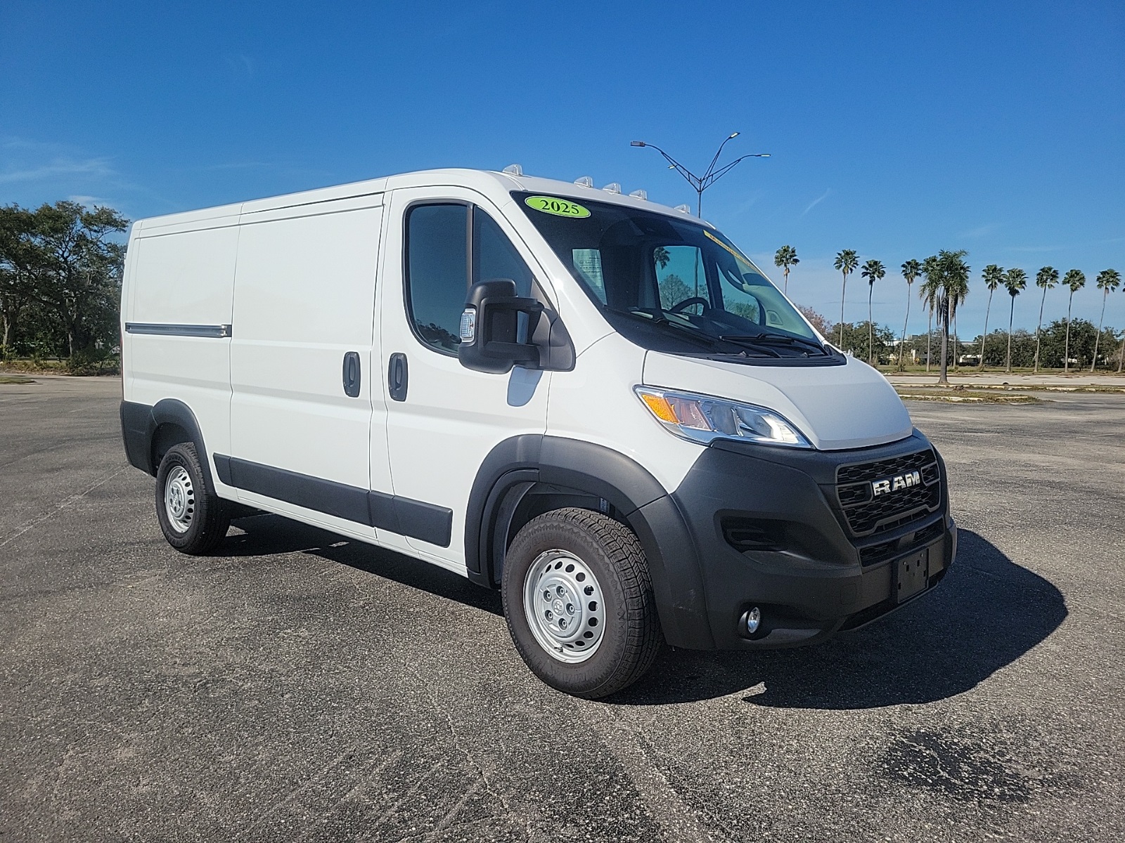 2025 RAM ProMaster 2500 Tradesman 136 Low Roof Cargo Van FWD