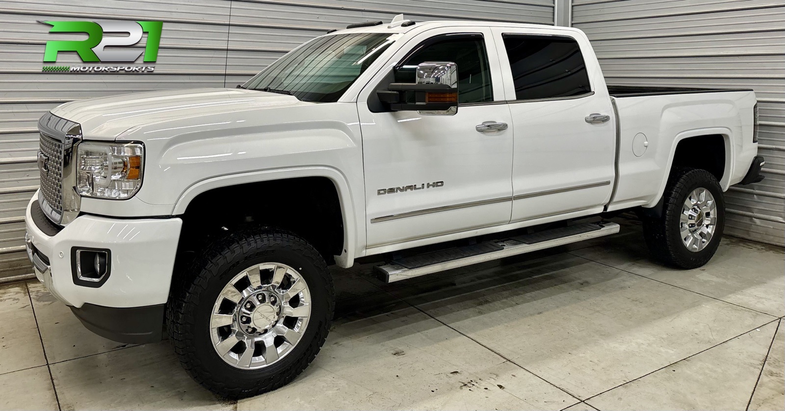 2015 GMC Sierra Denali's photo