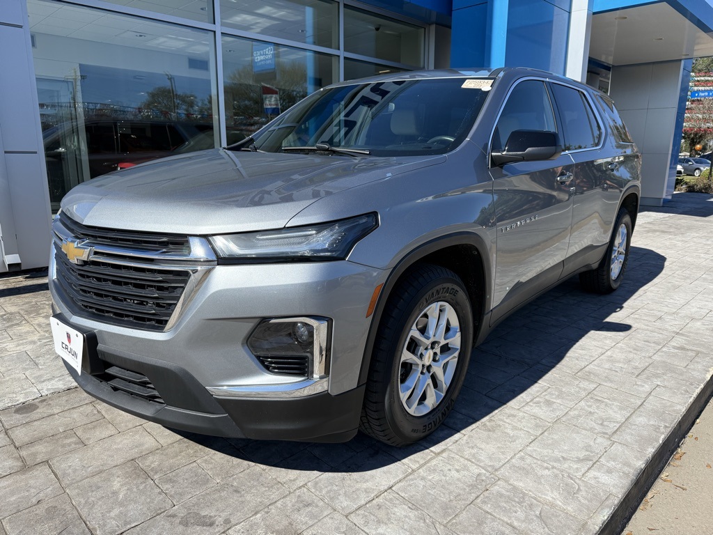 2023 Chevrolet Traverse LS FWD