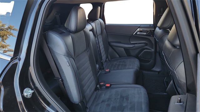 2024 Mitsubishi Outlander