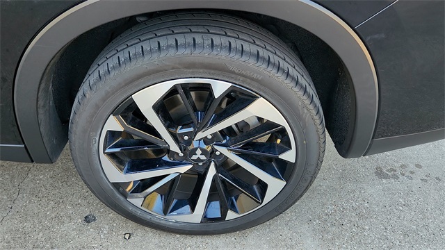 2024 Mitsubishi Outlander