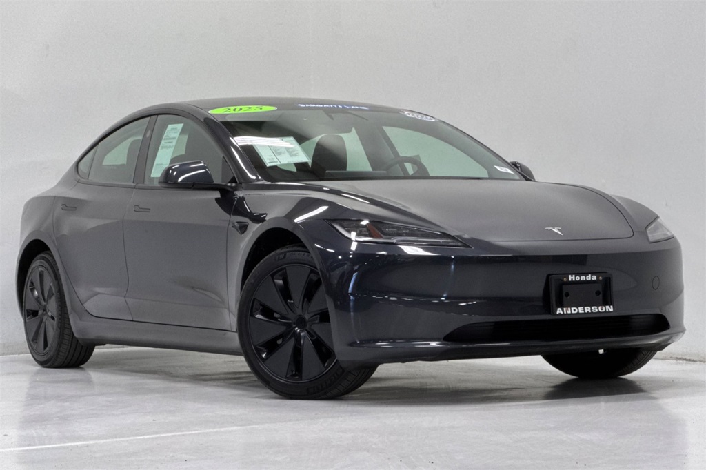 2025 Tesla Model 3 Long Range RWD