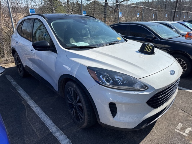 2022 Ford Escape Hybrid SE FWD