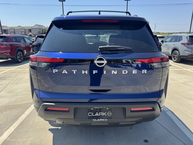 2025 Nissan Pathfinder SV photo 7