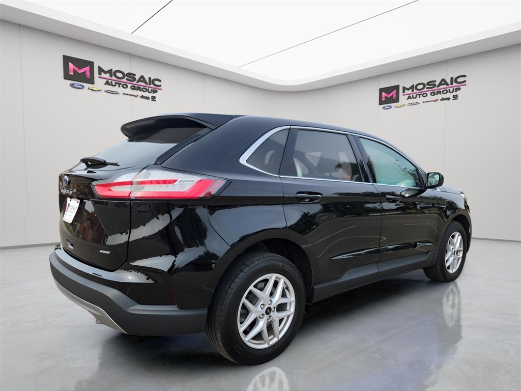 2023 Ford Edge