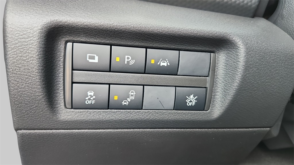 2025 Nissan Kicks Play