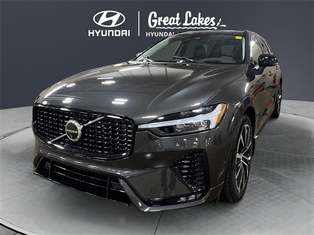 2025 Volvo XC60 B5 Ultra Dark Theme AWD