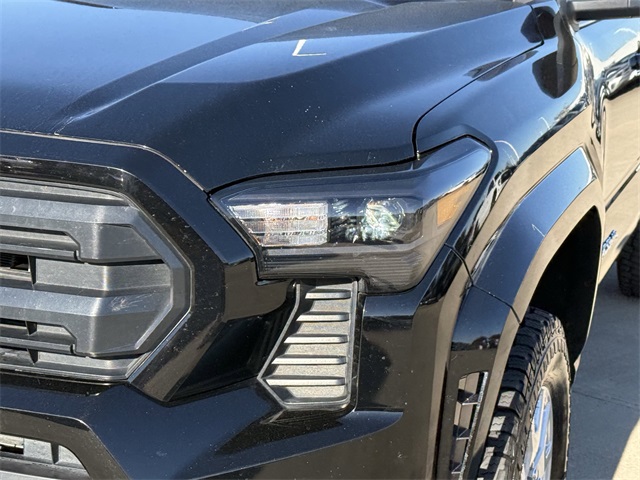 2024 Toyota Tacoma SR5 - 9