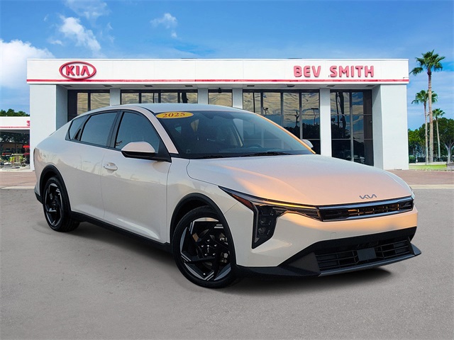 2025 Kia K4 EX FWD