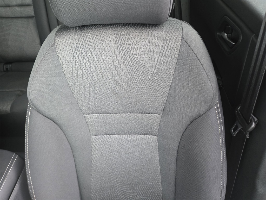 2026 Nissan Rogue SV - 8