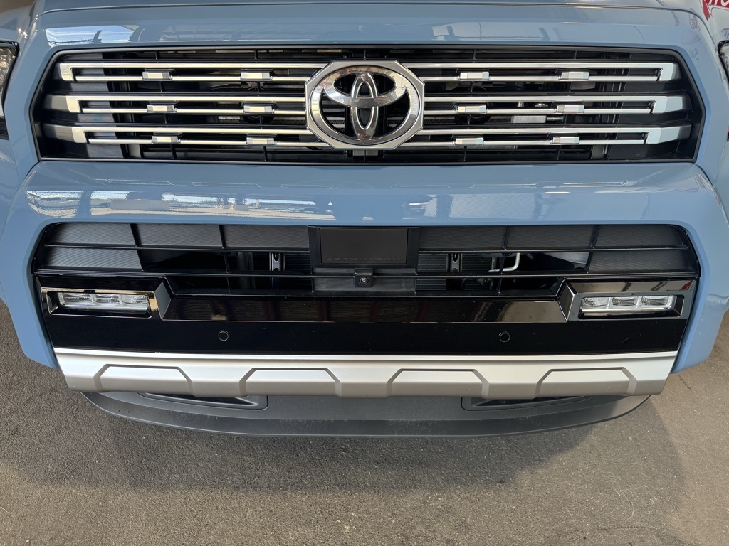 Thumbnail: 2025 Toyota 4Runner - 13