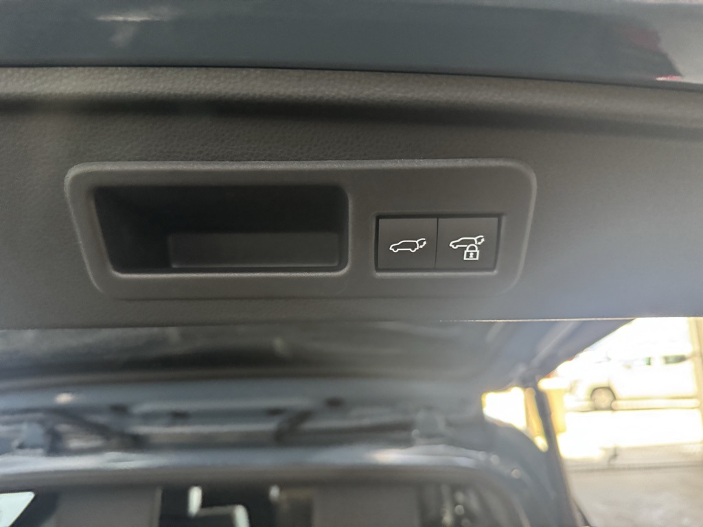 Thumbnail: 2025 Toyota 4Runner - 25