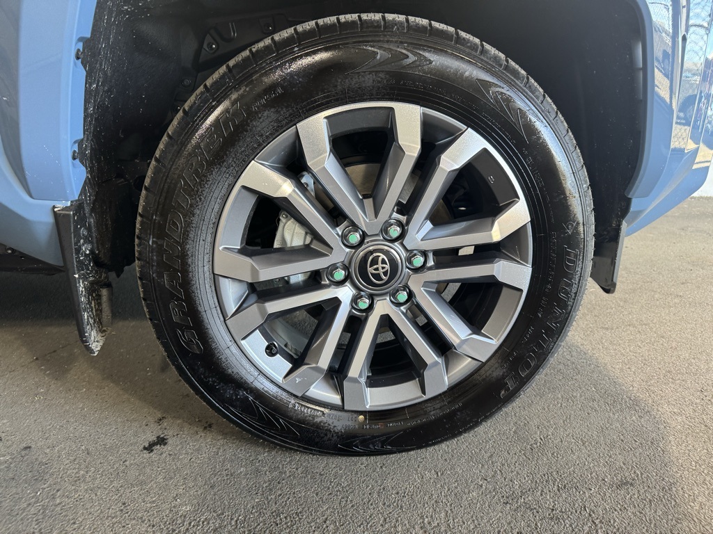 Thumbnail: 2025 Toyota 4Runner - 7