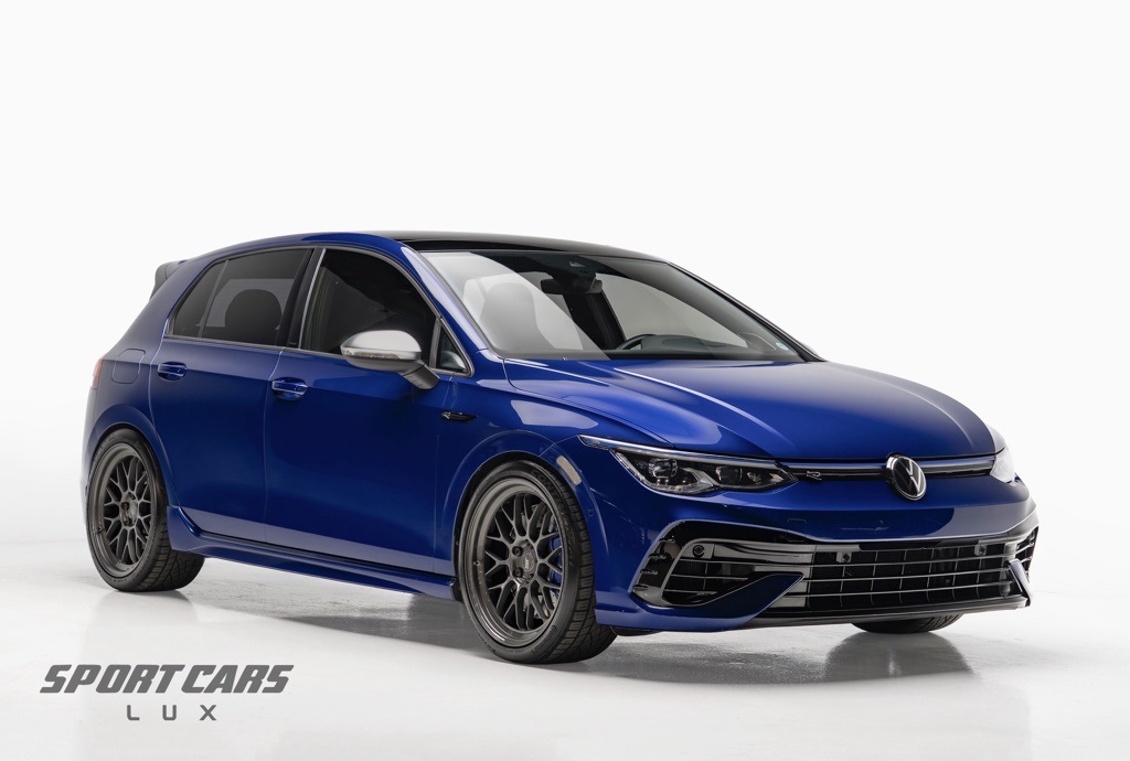 Volkswagen Golf R 2024 Image