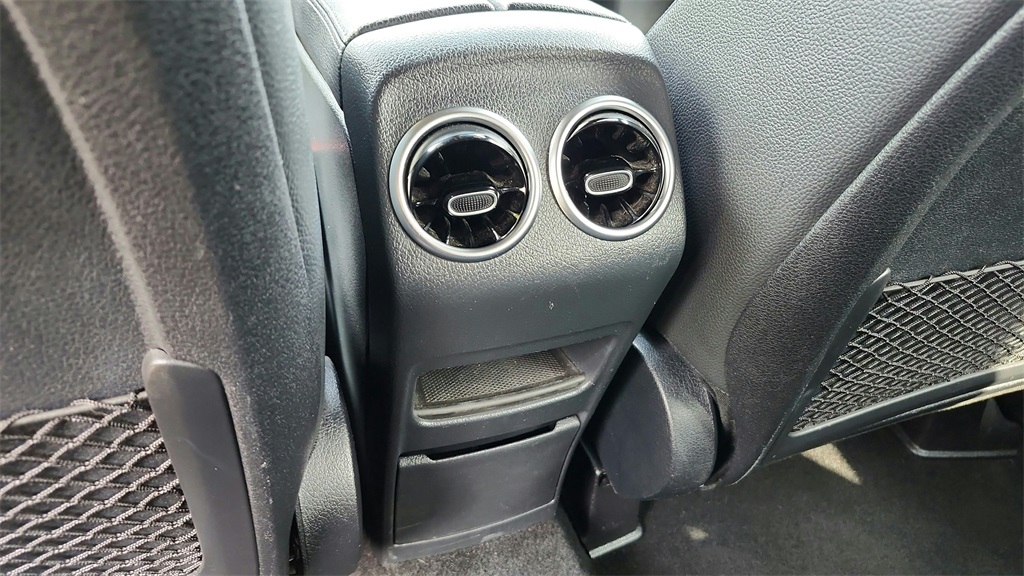 2022 Mercedes-Benz GLB