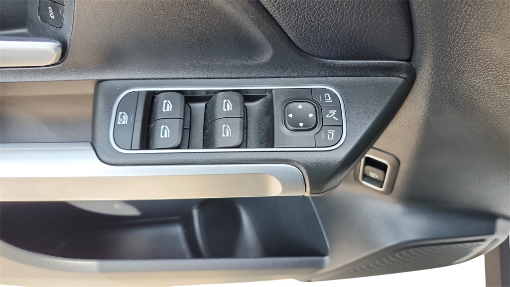 2022 Mercedes-Benz GLB