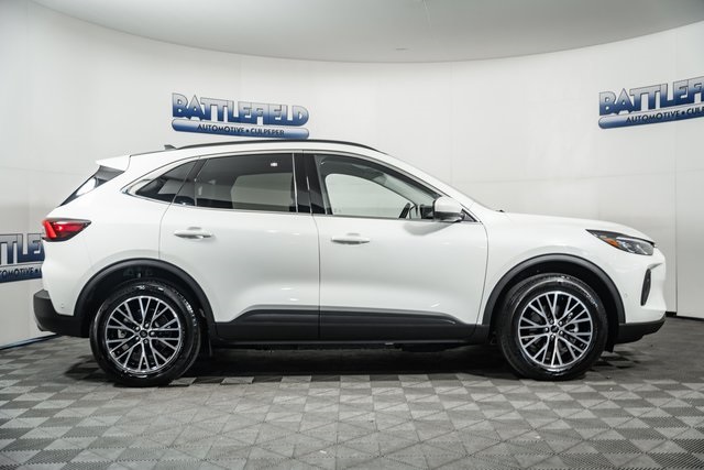 FordEscape Plug-In Hybrid12