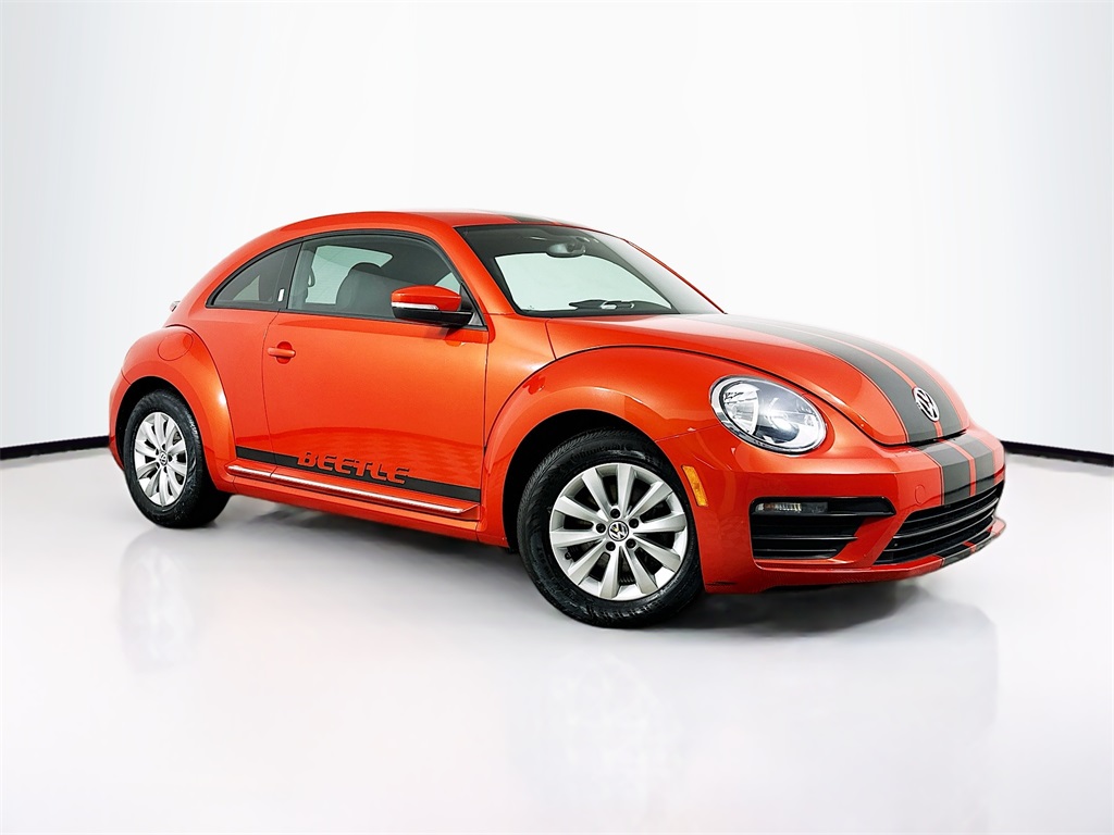 2019 Volkswagen Beetle 2.0T S Hatchback FWD