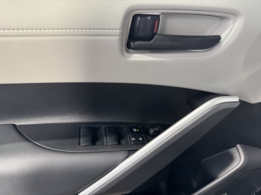 Thumbnail: 2026 Toyota Corolla Cross - 29