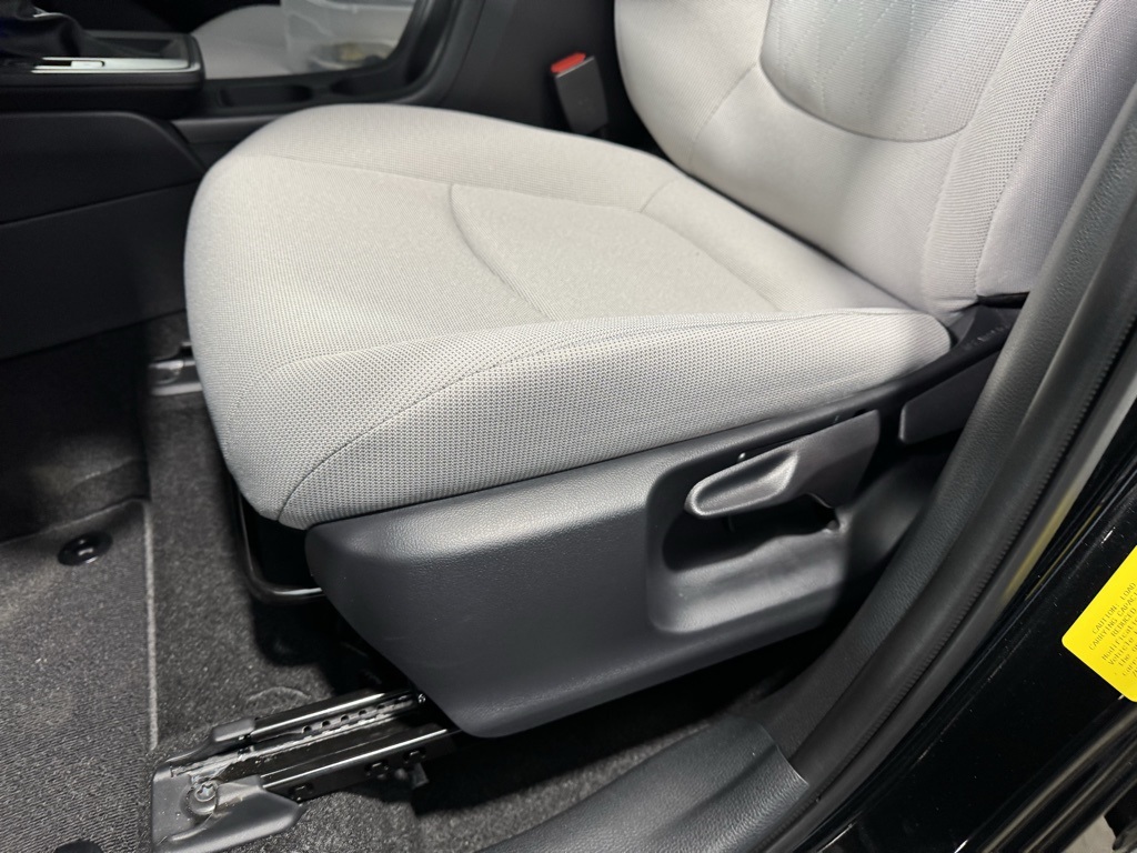 Thumbnail: 2026 Toyota Corolla Cross - 30