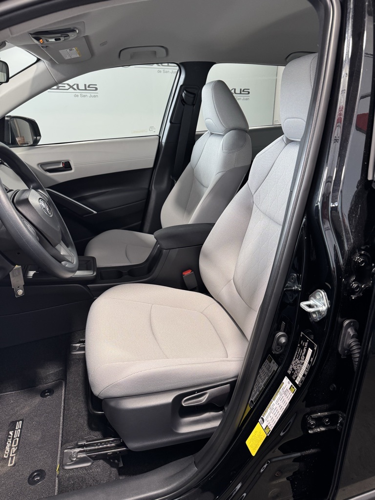 Thumbnail: 2026 Toyota Corolla Cross - 31