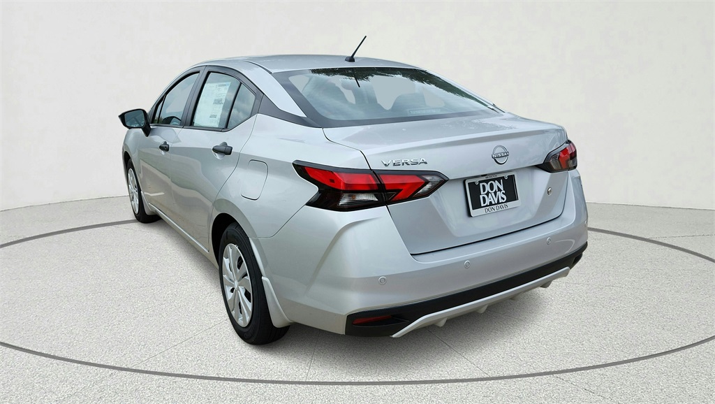 2025 Nissan Versa