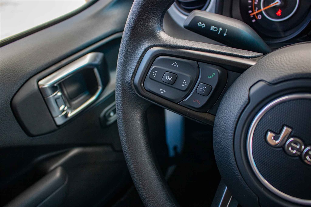 New Car 2025 Jeep Gladiator  Sport For Sale Under $40,000 In San Marcos, Texas