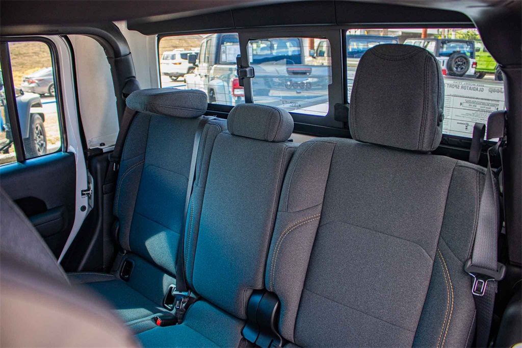 New Car 2025 Jeep Gladiator  Sport For Sale Under $40,000 In San Marcos, Texas
