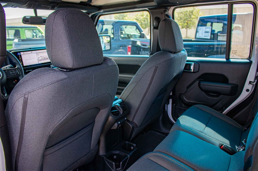 New Car 2025 Jeep Gladiator  Sport For Sale Under $40,000 In San Marcos, Texas
