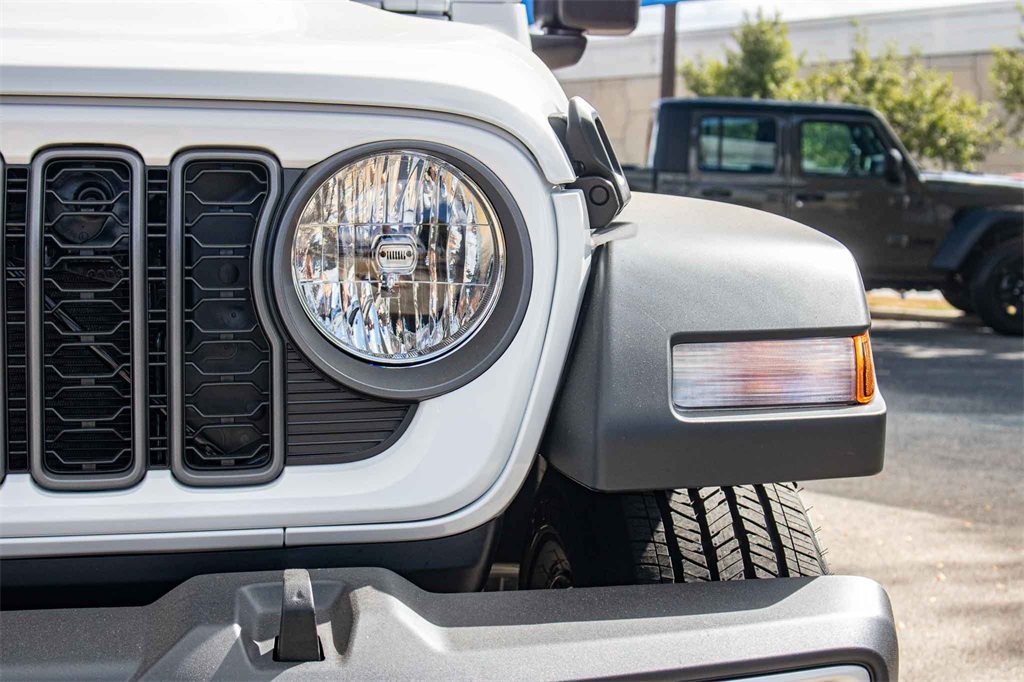New Car 2025 Jeep Gladiator  Sport For Sale Under $40,000 In San Marcos, Texas