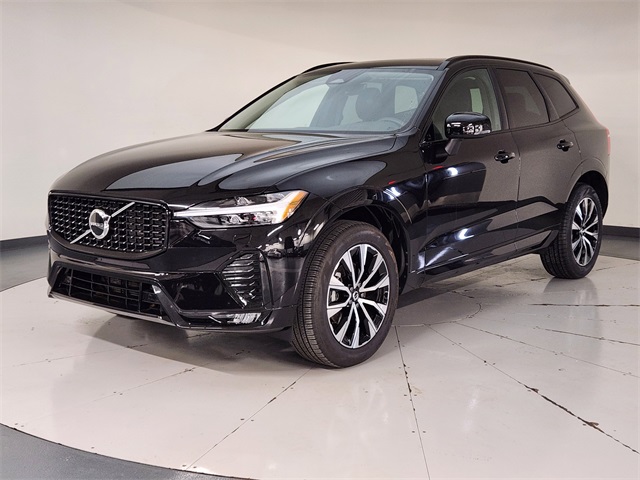 2025 Volvo XC60 B5 Core