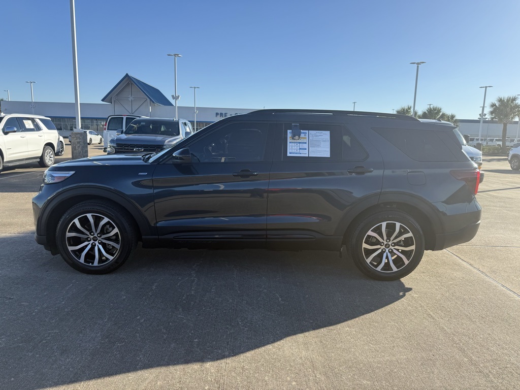 2023 Ford Explorer ST-Line Blue at Tom Peacock Cadillac