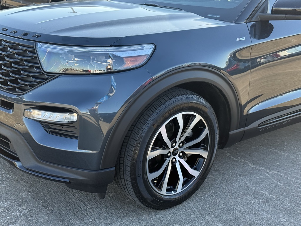 2023 Ford Explorer ST-Line Blue at Tom Peacock Cadillac