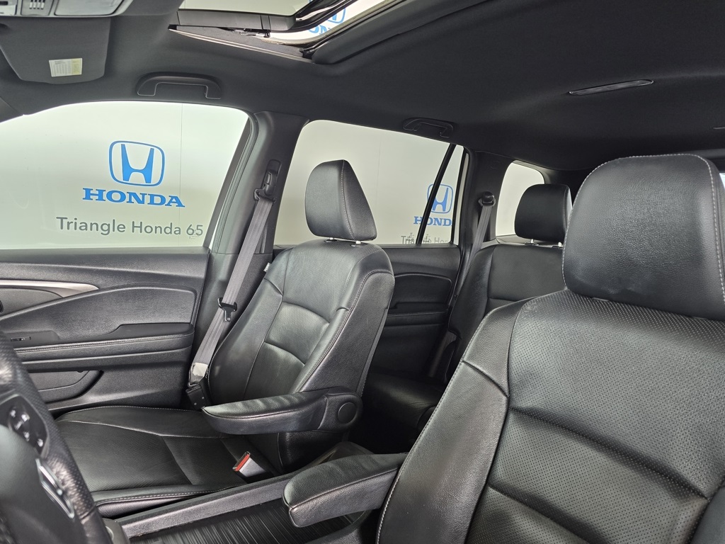 Thumbnail: 2022 Honda Passport - 14