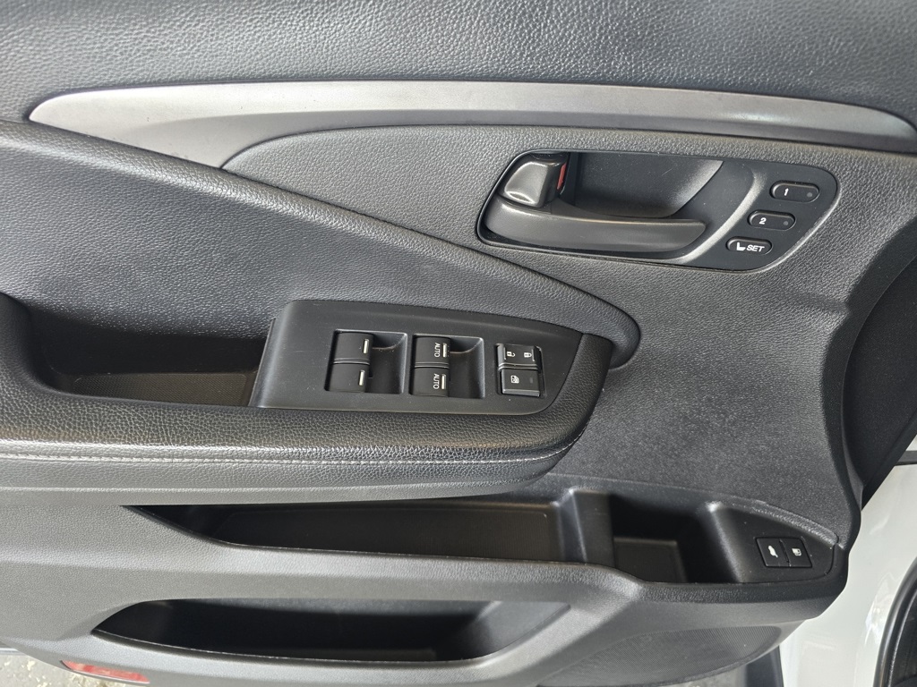 Thumbnail: 2022 Honda Passport - 24