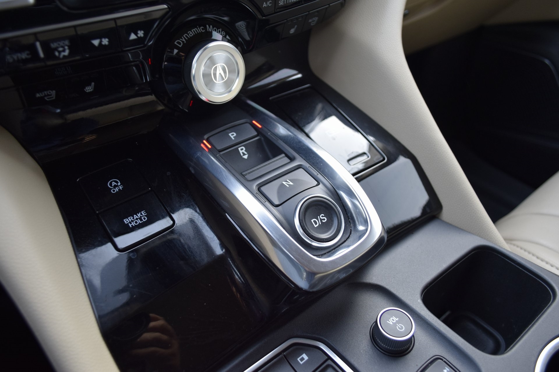 2022 Acura MDX 3.5L White at AutoSavvy Houston Southwest