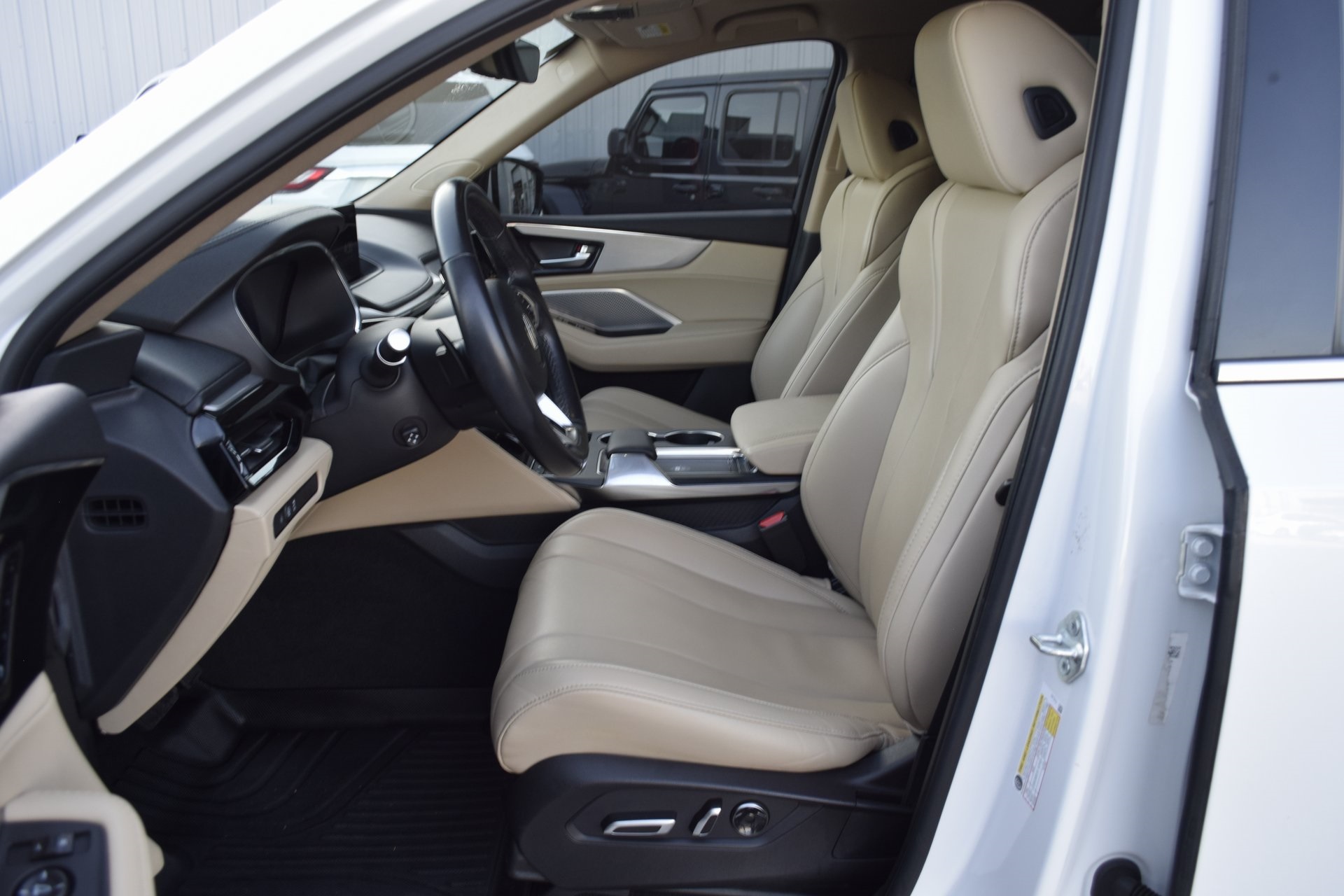 2022 Acura MDX 3.5L White at AutoSavvy Houston Southwest