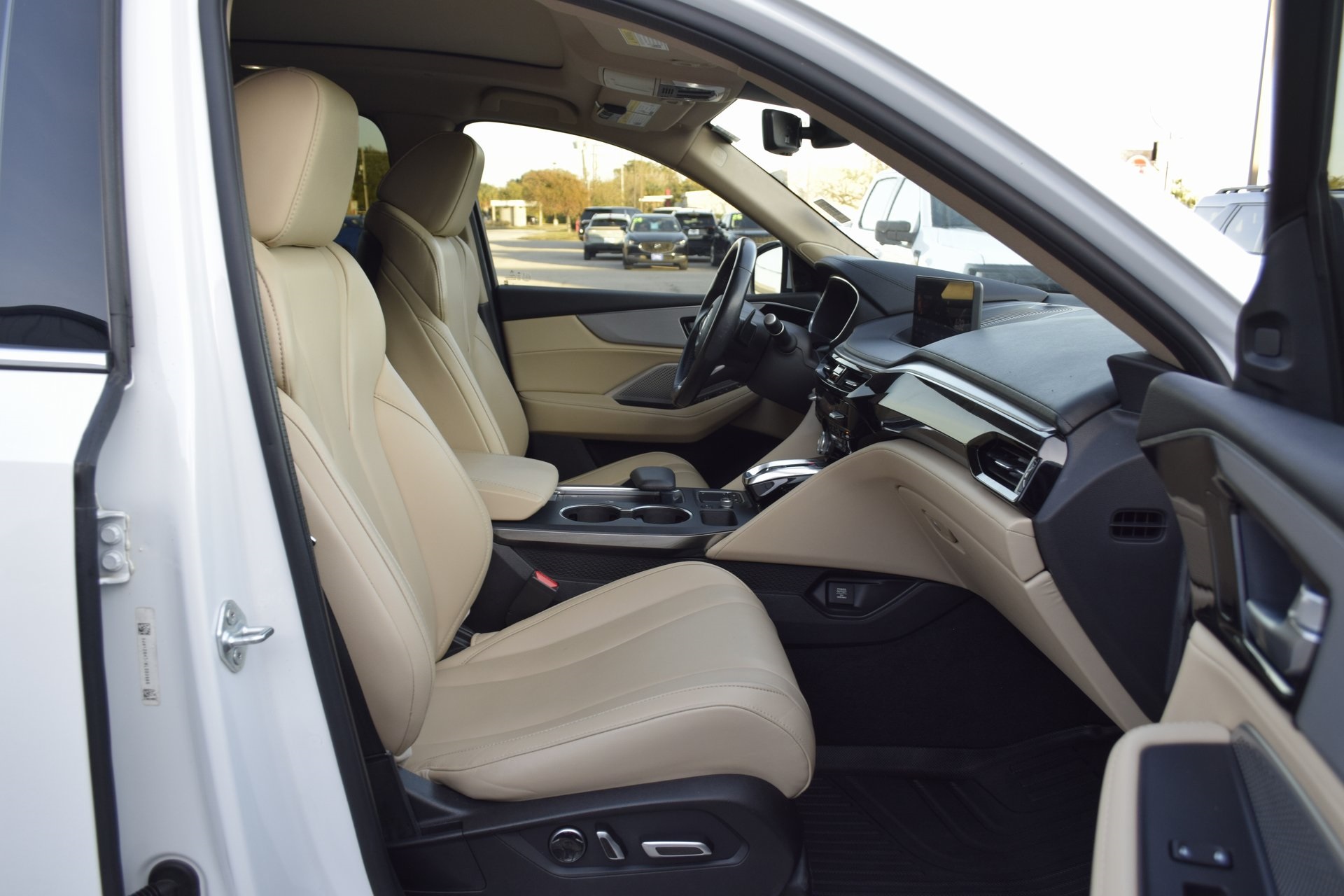 2022 Acura MDX 3.5L White at AutoSavvy Houston Southwest