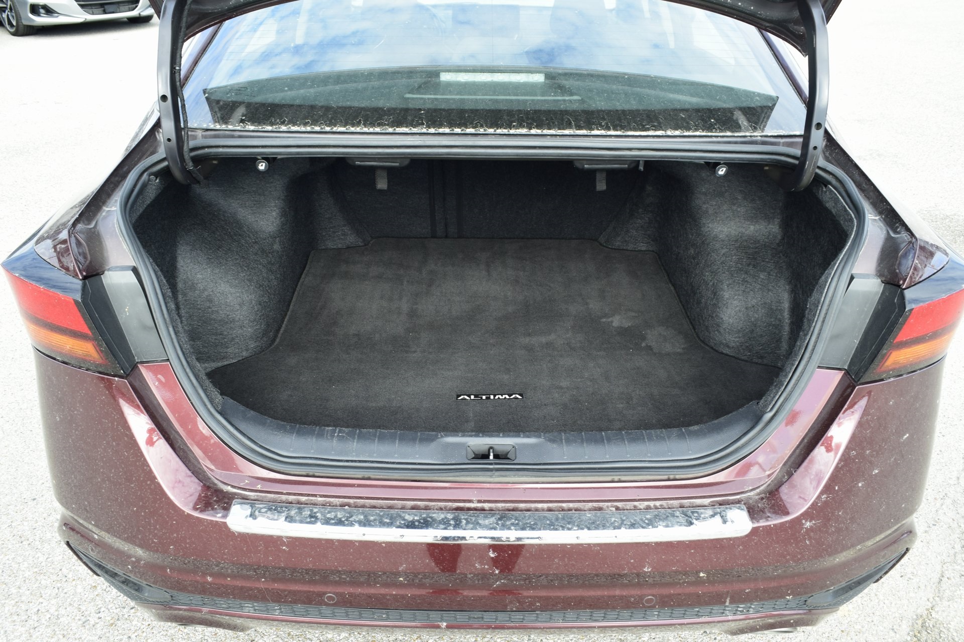 2023 Nissan Altima 2.5 SV Red at Mac Haik CDJR North Houston