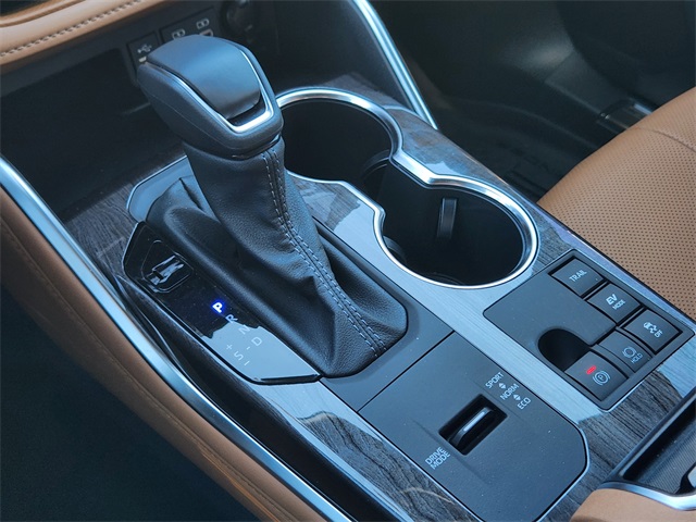 2025 Toyota Highlander Hybrid Platinum  at Community Toyota