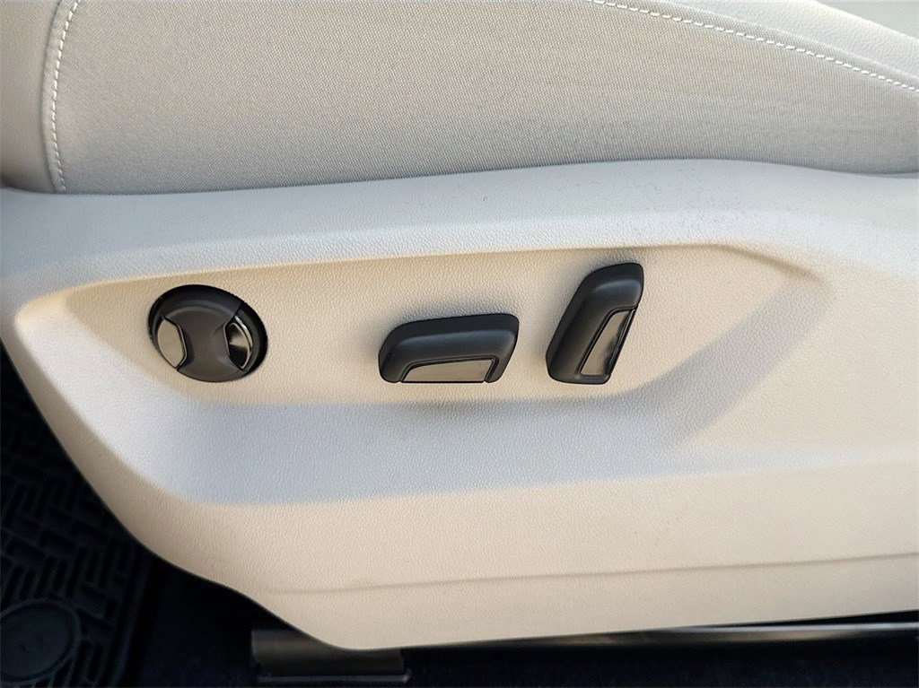 2025 Volkswagen Atlas 2.0T SE w/Technology Gray at DeMontrond Automotive Group