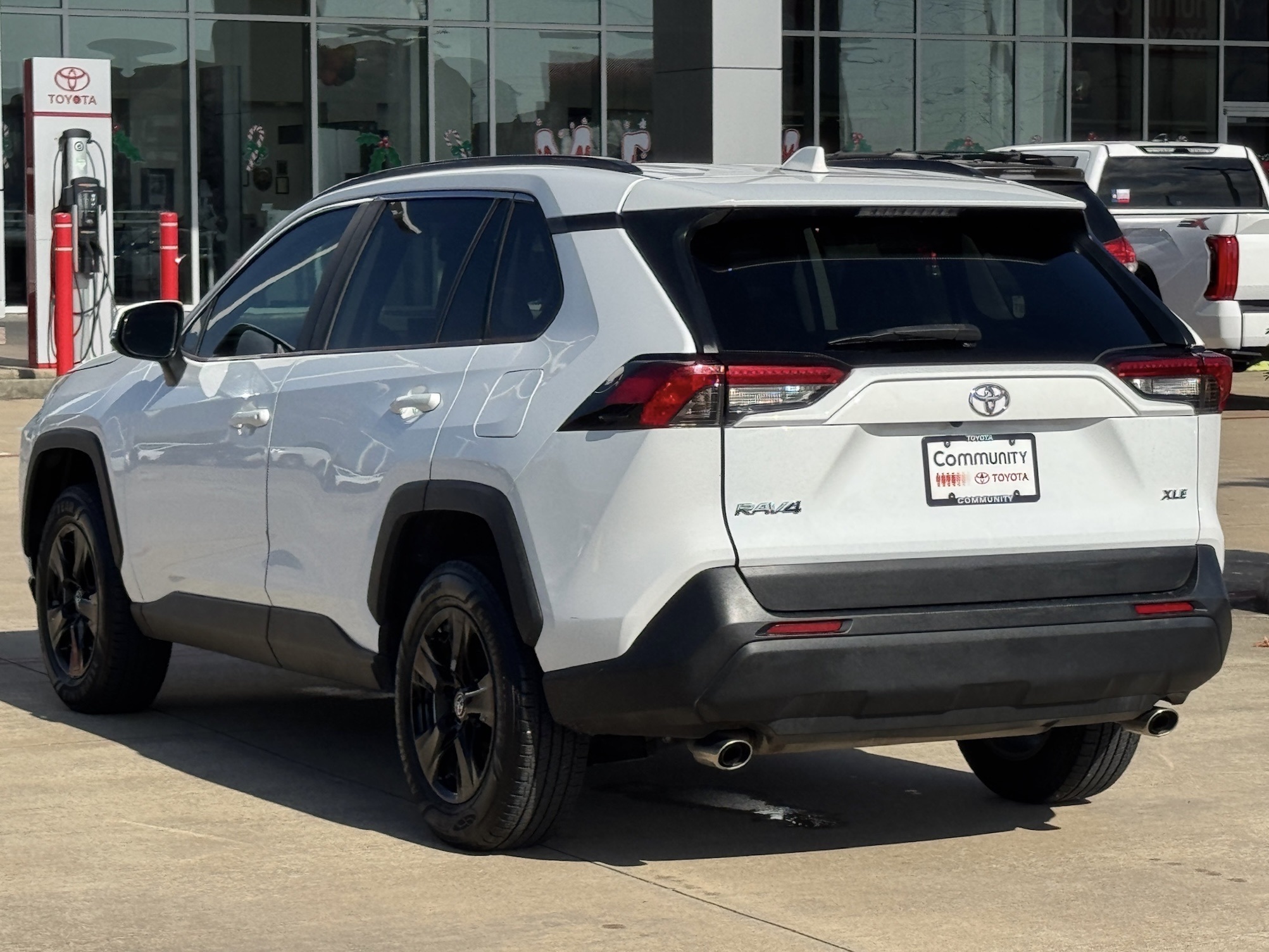 2019 Toyota RAV4 XLE White at Durrett Motor Company