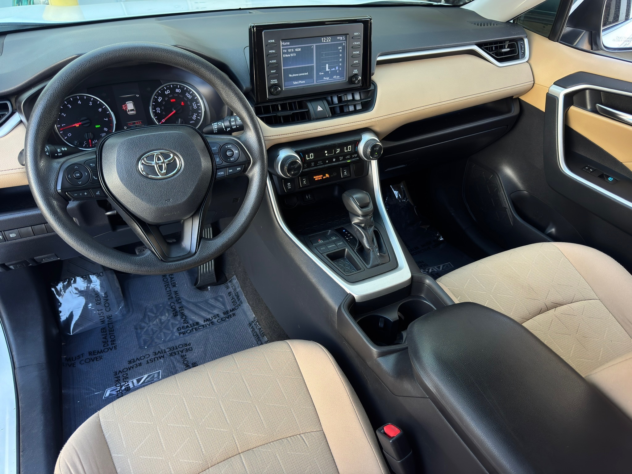 2019 Toyota RAV4 XLE White at Durrett Motor Company