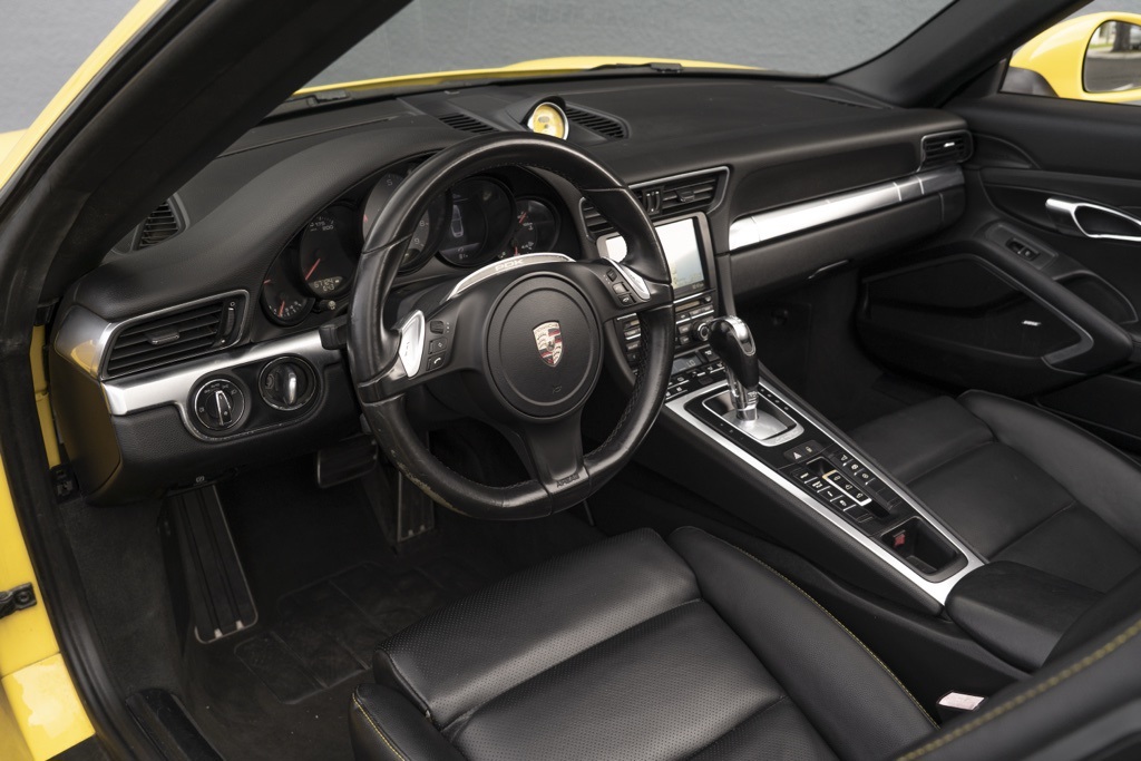 2015 Porsche 911  - Photo 13