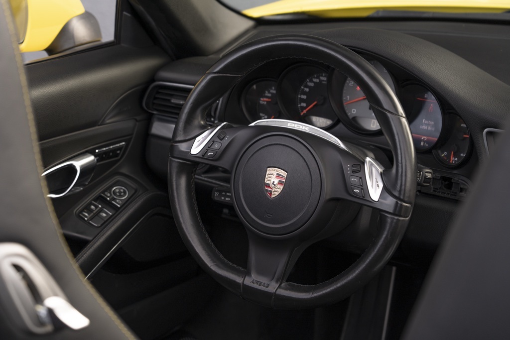 2015 Porsche 911  - Photo 36
