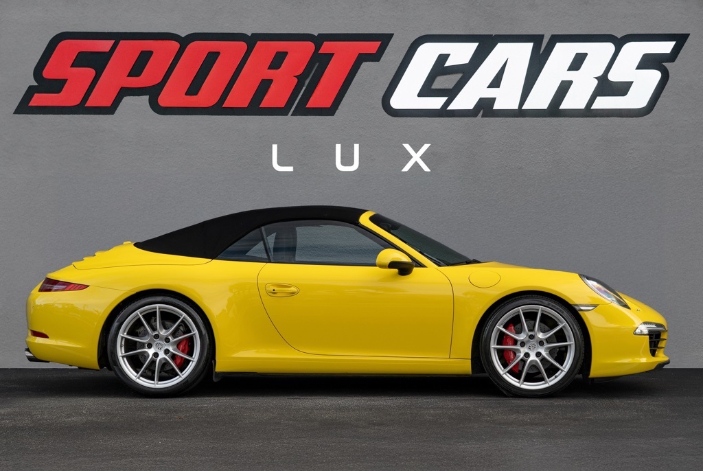 2015 Porsche 911  - Photo 6