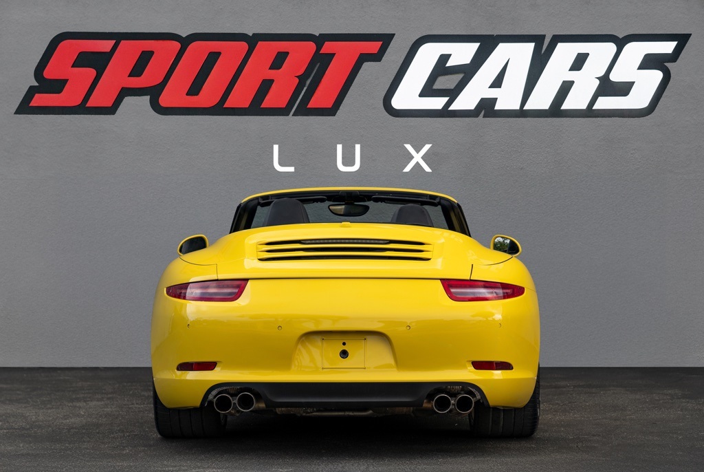 2015 Porsche 911  - Photo 9