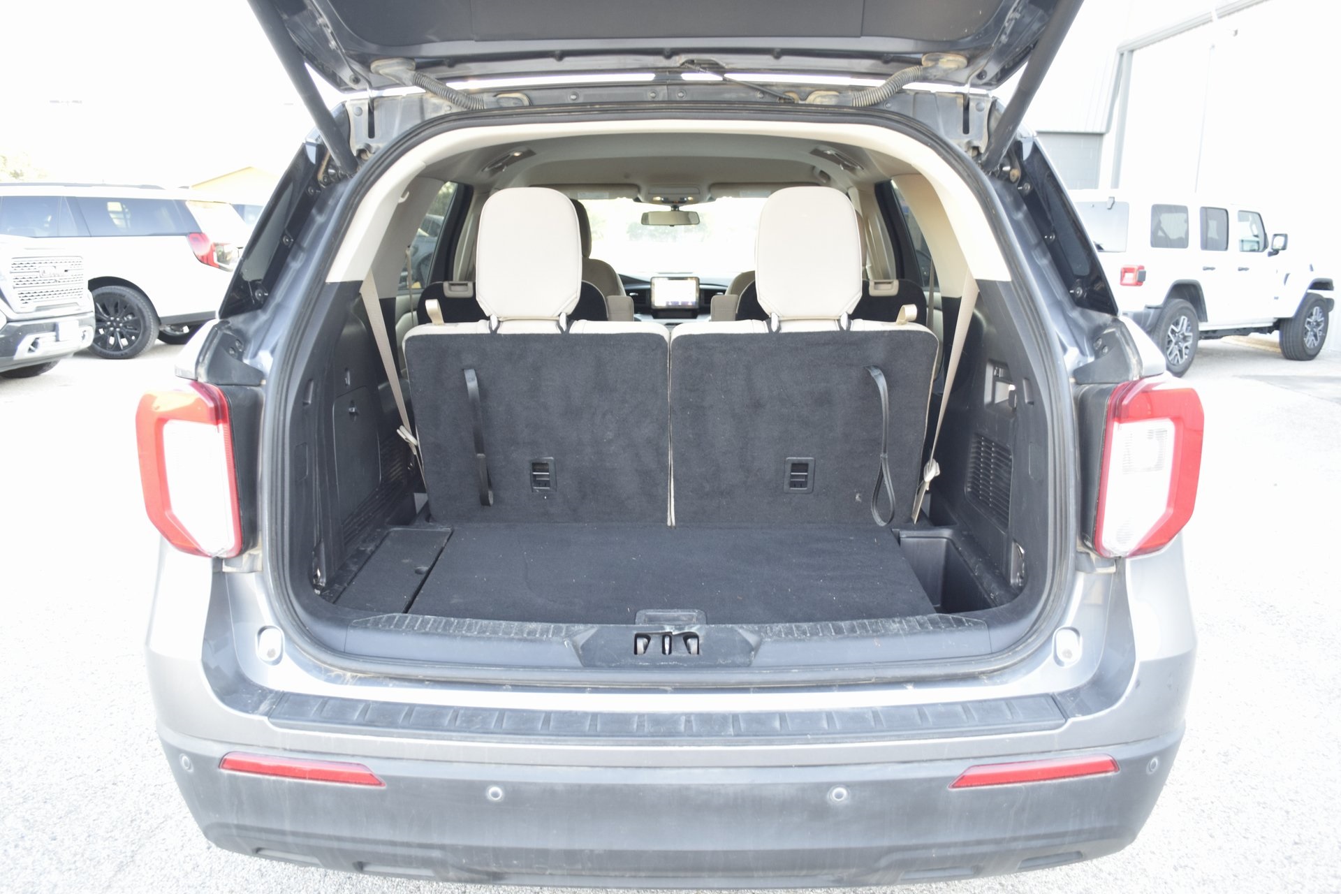 2021 Ford Explorer XLT Gray at Shottenkirk Kia Fort Bend